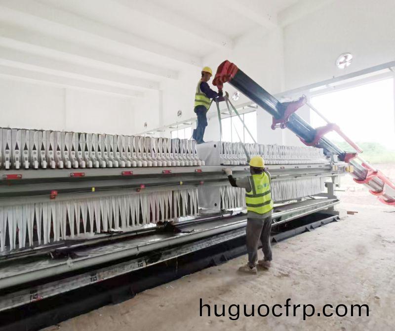 四川自贡工地双节施工忙,坚守岗位献力量